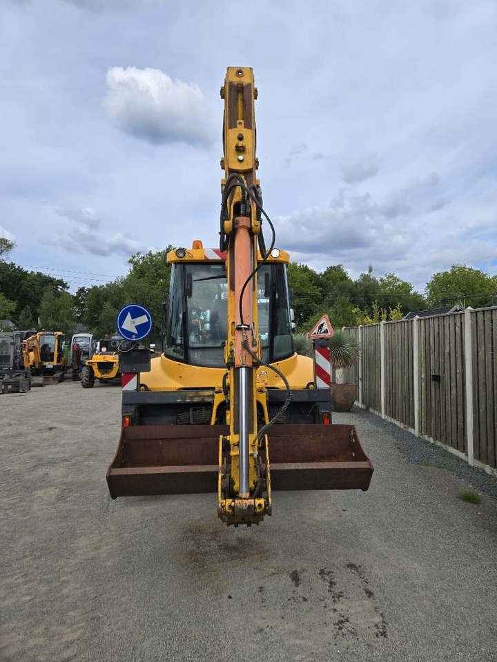 Fermec 860 - Ekskavators-iekrāvējs: foto 3 Fermec 860 - Ekskavators-iekrāvējs: foto 3