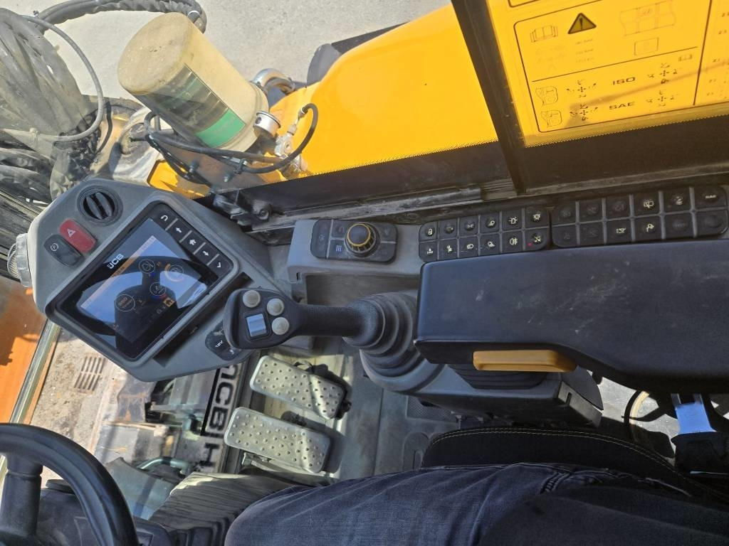 Riteņu ekskavators JCB 110 W: foto 16