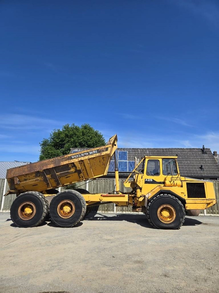 Volvo BM A 25 - Artikulētias pašizgāzējs: foto 1 Volvo BM A 25 - Artikulētias pašizgāzējs: foto 1