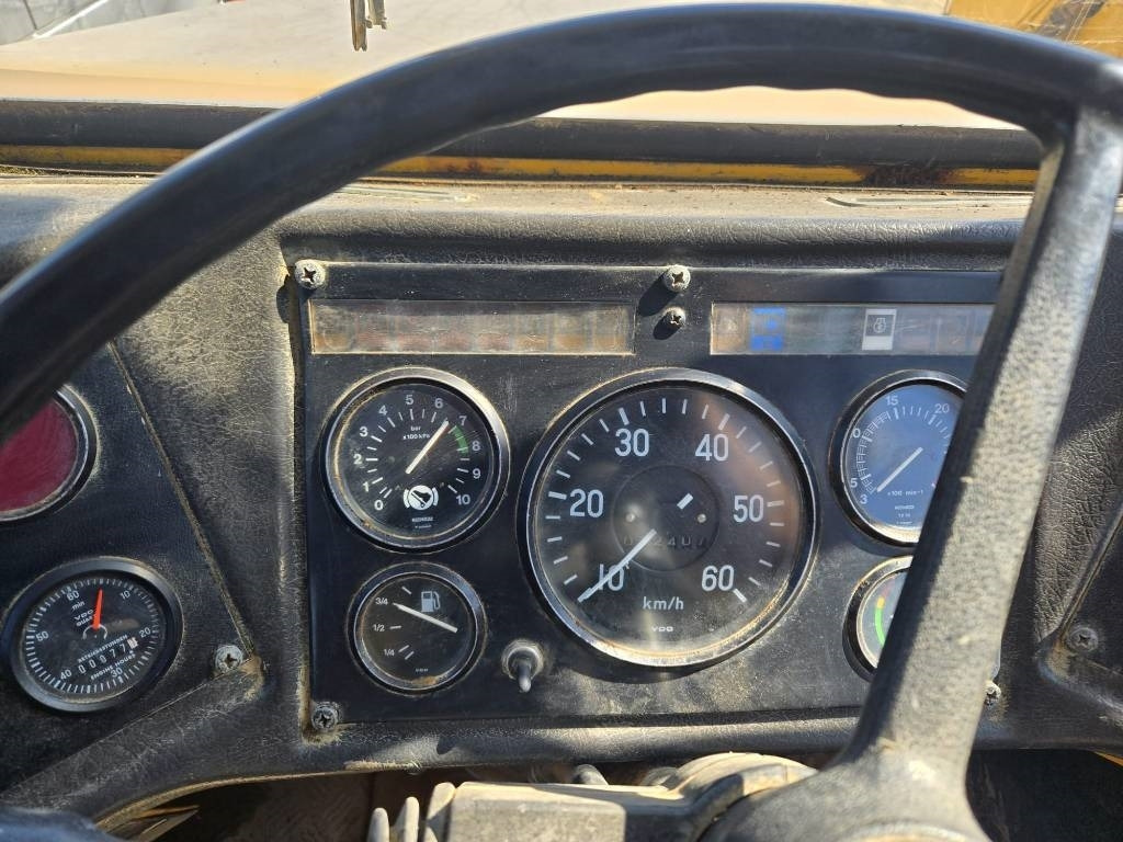 Artikulētias pašizgāzējs Volvo BM A 25: foto 19