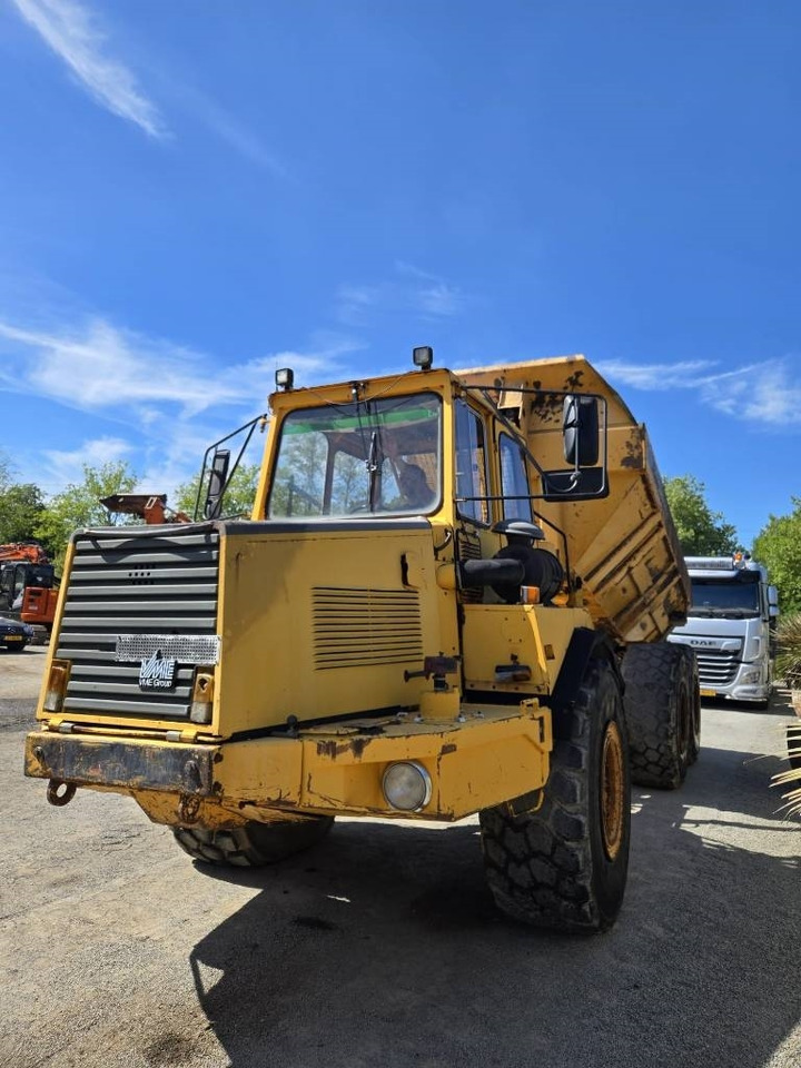 Volvo BM A 25 - Artikulētias pašizgāzējs: foto 4 Volvo BM A 25 - Artikulētias pašizgāzējs: foto 4