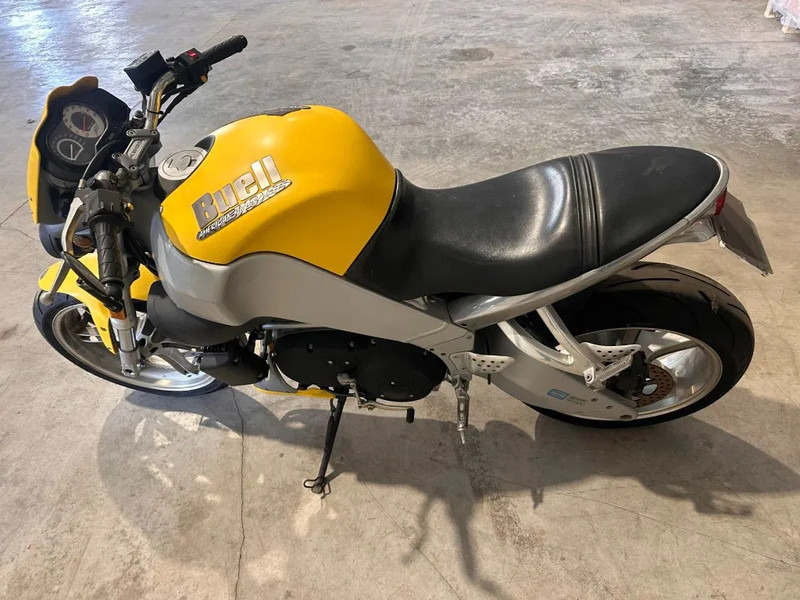 Buell XB9S Lightning - Motocikls: foto 5 Buell XB9S Lightning - Motocikls: foto 5