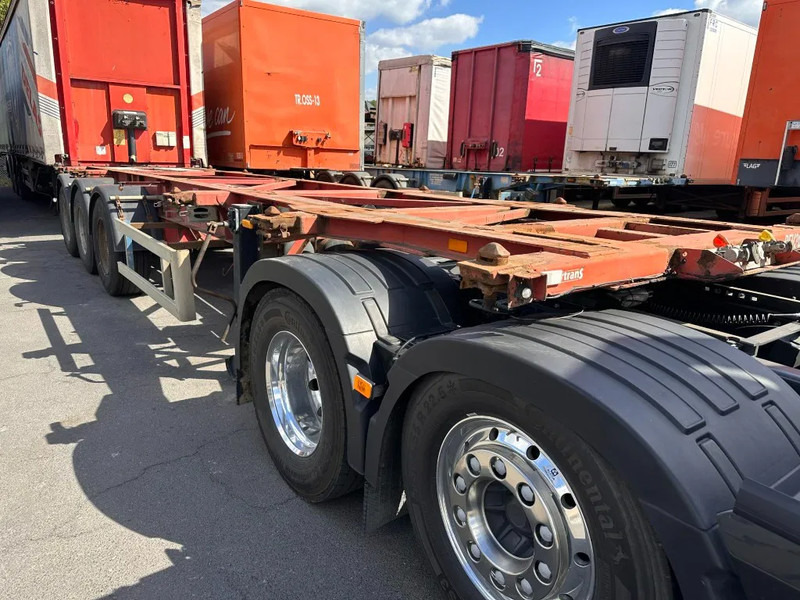 DESOT 3 x containerchassis 20-30ft - Puspiekabe noņemamā virsbūve/ Konteineru vedējs: foto 2 DESOT 3 x containerchassis 20-30ft - Puspiekabe noņemamā virsbūve/ Konteineru vedējs: foto 2