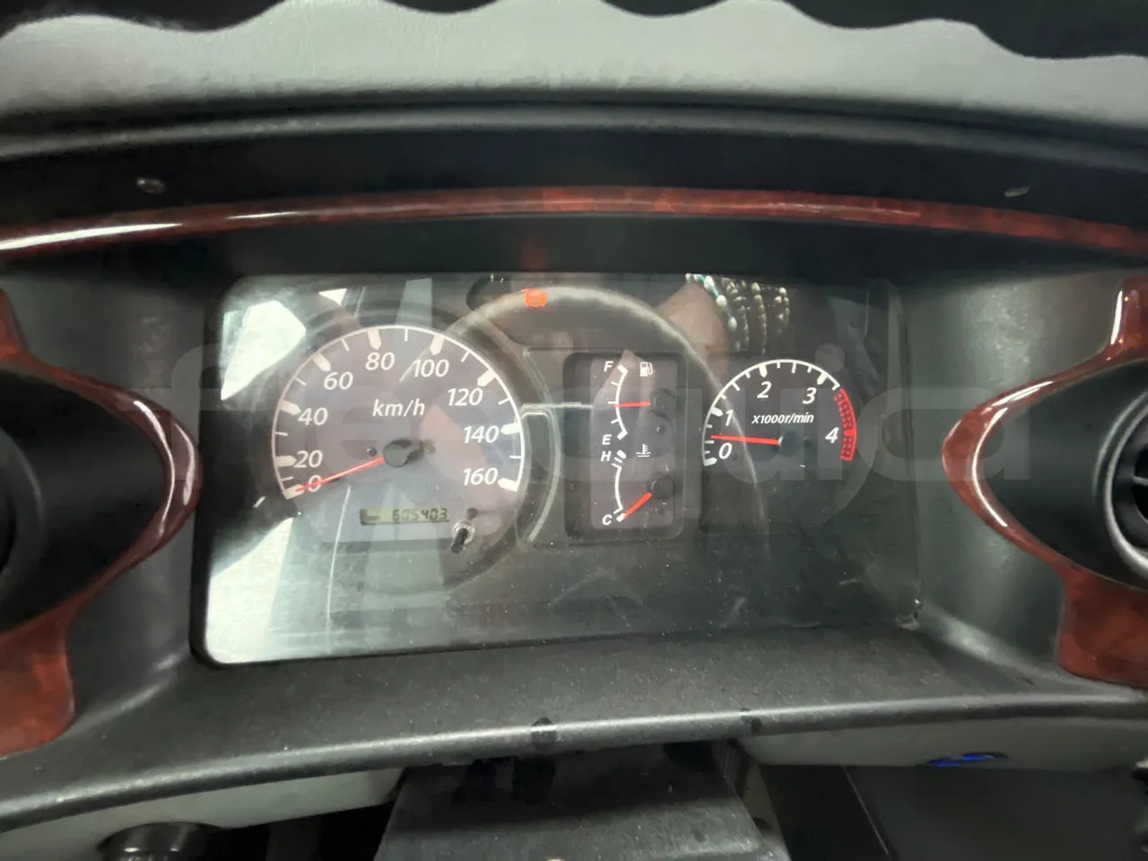 Isuzu Turquoise - Starppilsētu autobuss: foto 3 Isuzu Turquoise - Starppilsētu autobuss: foto 3