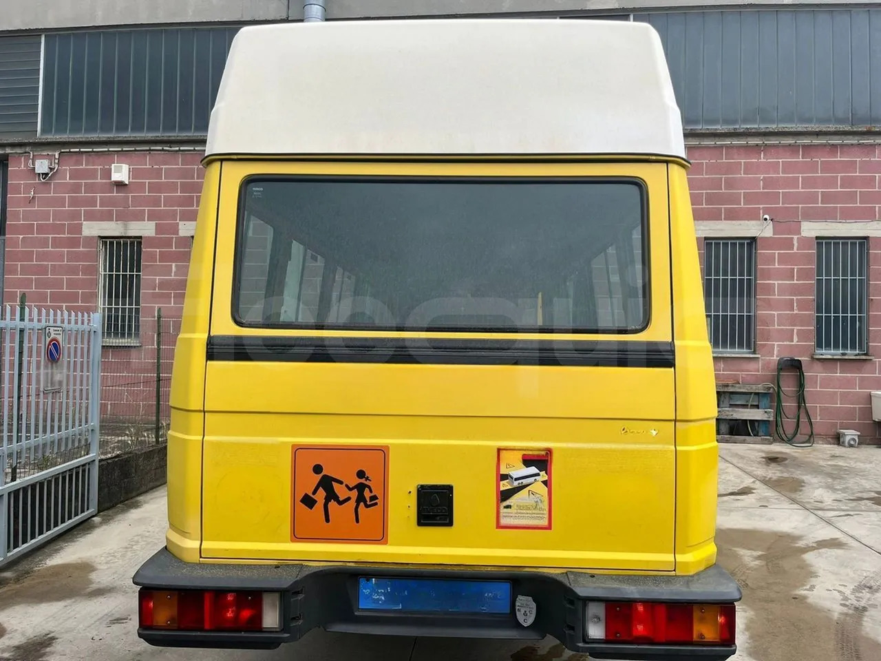 Iveco A45E10 - Skolas autobuss: foto 4 Iveco A45E10 - Skolas autobuss: foto 4