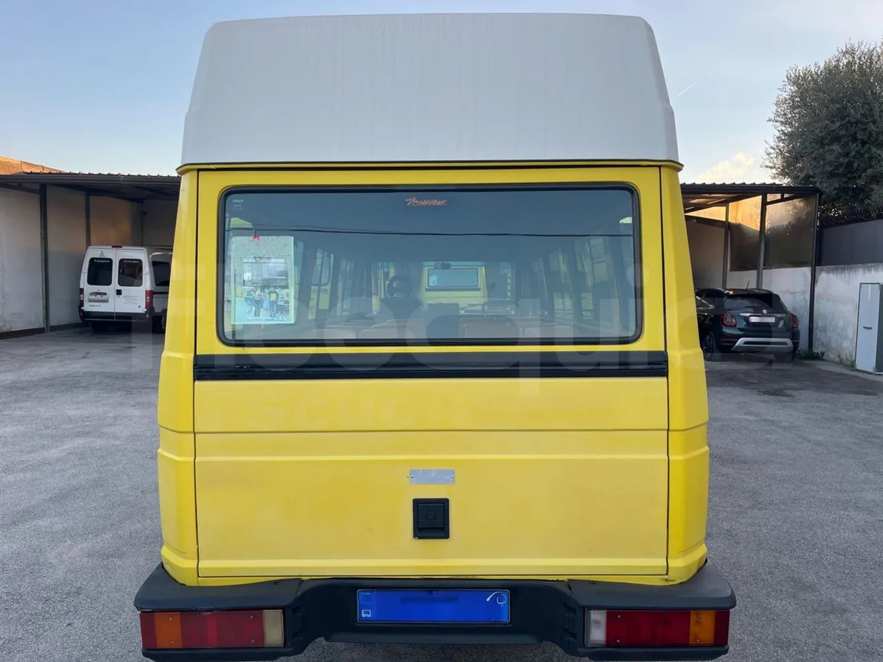 Iveco A45E10 - Skolas autobuss: foto 5 Iveco A45E10 - Skolas autobuss: foto 5