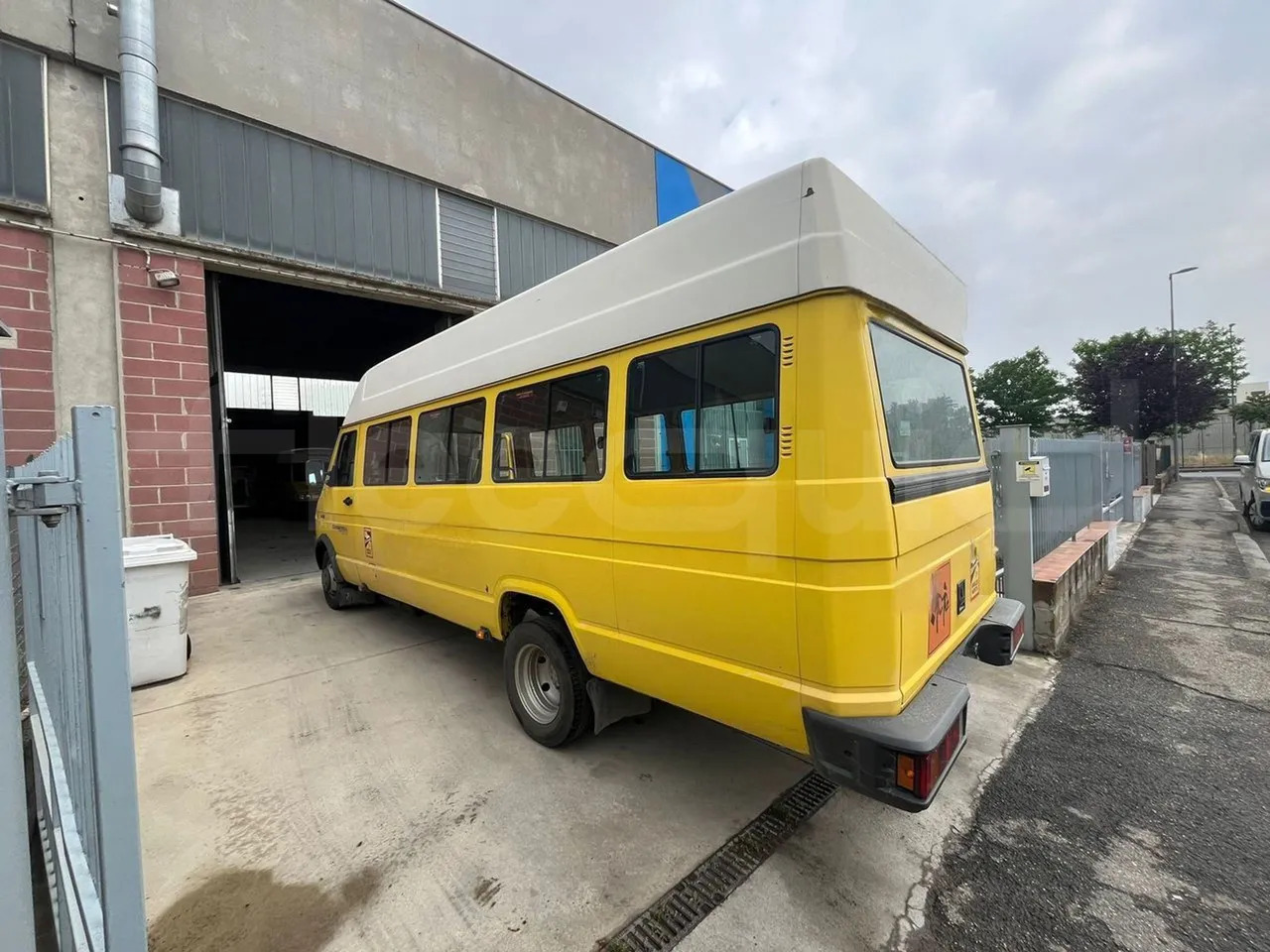 Iveco A45E10 - Skolas autobuss: foto 5 Iveco A45E10 - Skolas autobuss: foto 5