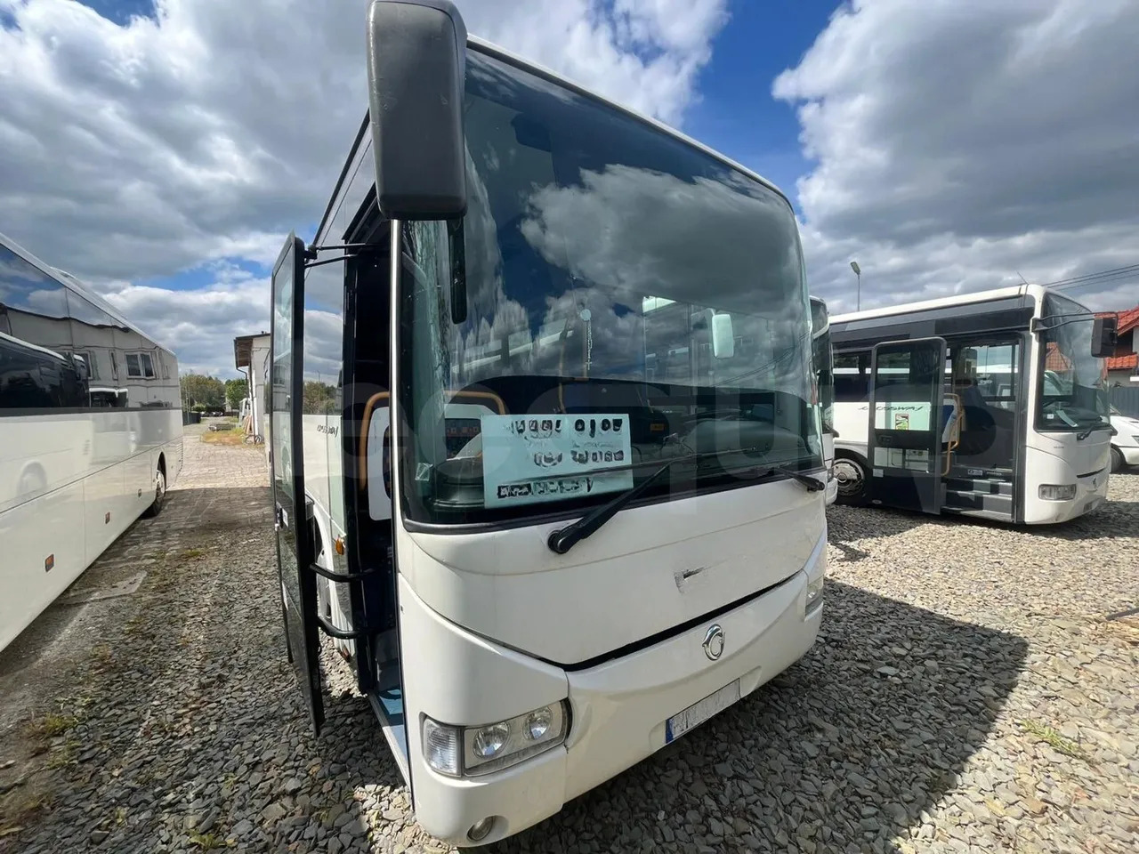 Iveco Crossway - Piepilsētas autobuss: foto 1 Iveco Crossway - Piepilsētas autobuss: foto 1