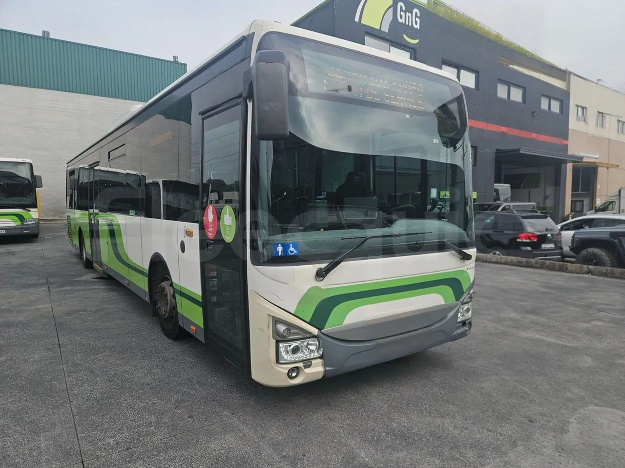 Iveco Crossway Low Entry - Pilsētas autobuss: foto 1 Iveco Crossway Low Entry - Pilsētas autobuss: foto 1