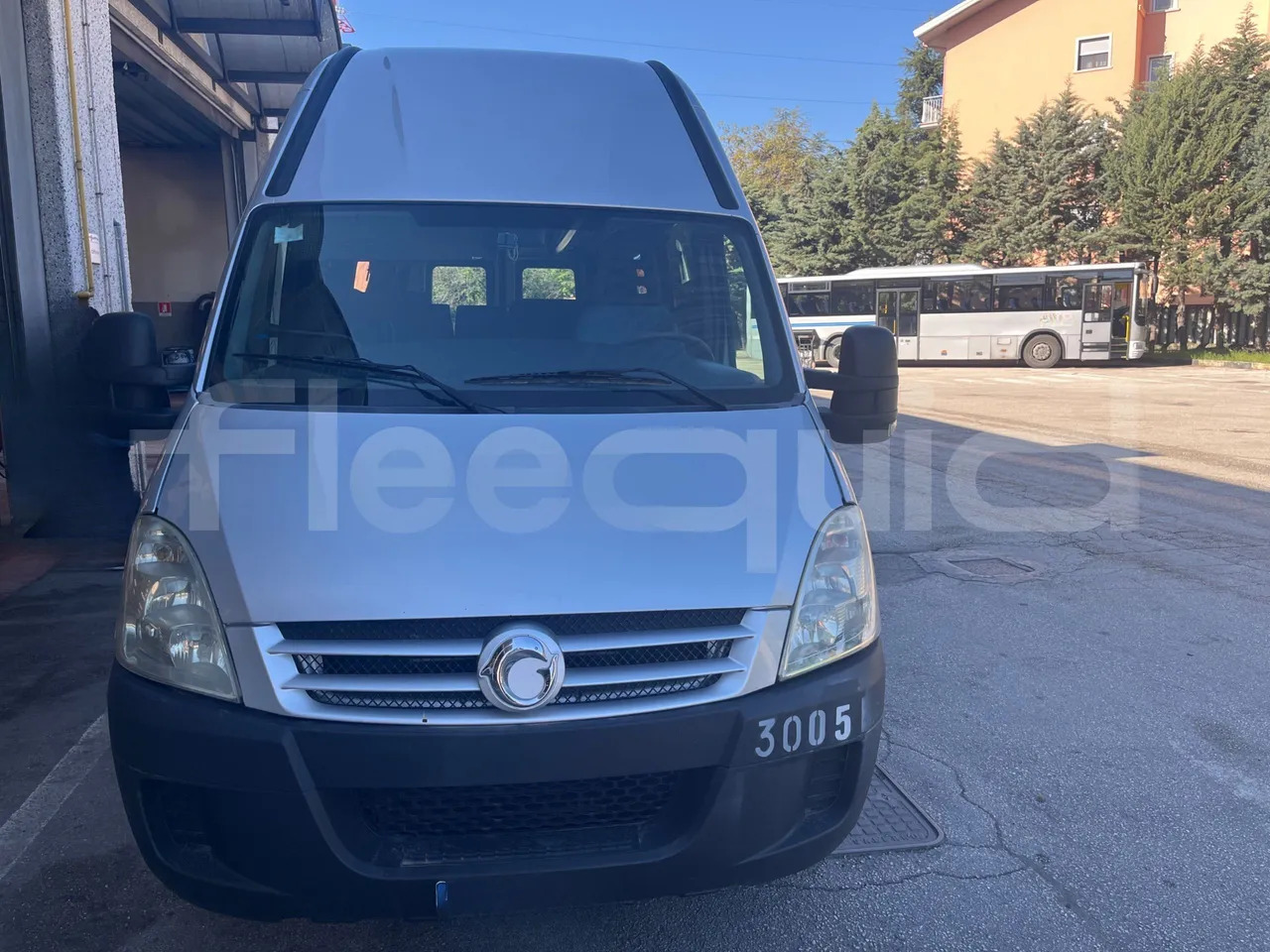 Iveco Daily - Mikroautobuss, Pasažieru furgons: foto 2 Iveco Daily - Mikroautobuss, Pasažieru furgons: foto 2