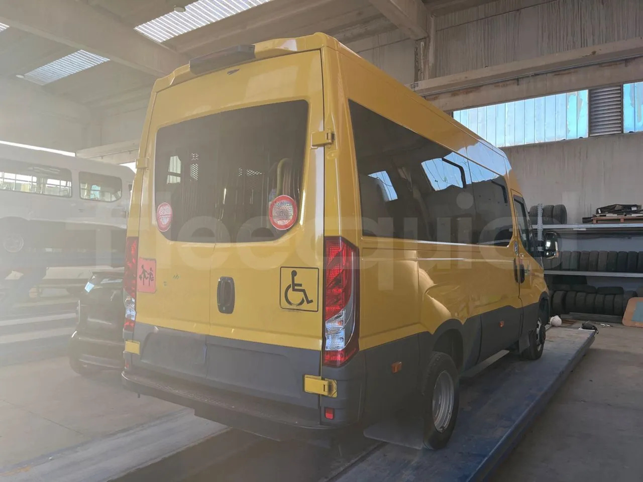 Skolas autobuss Iveco Daily: foto 9