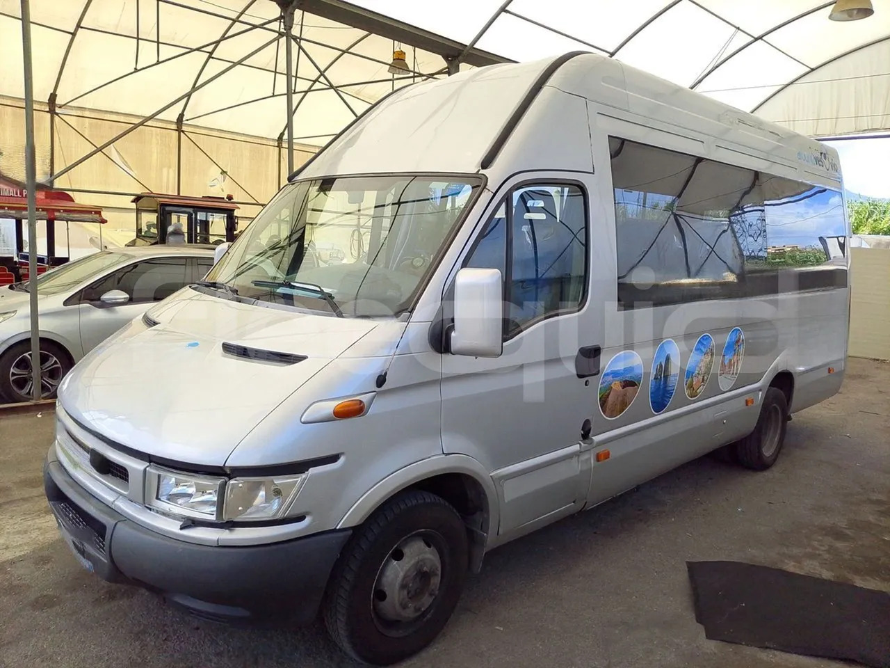 Iveco Daily - Mikroautobuss, Pasažieru furgons: foto 4 Iveco Daily - Mikroautobuss, Pasažieru furgons: foto 4