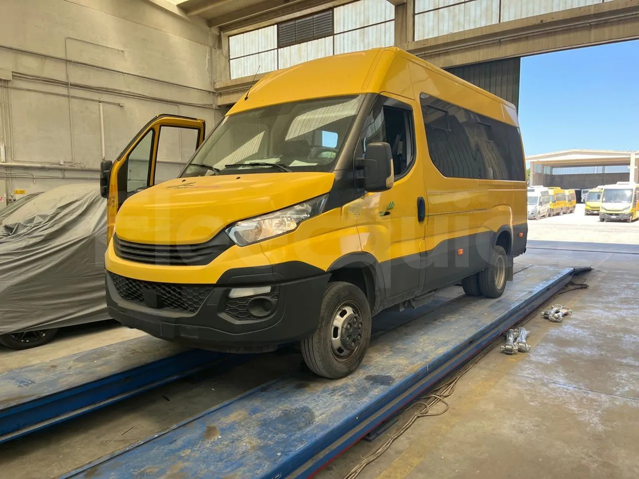Iveco Daily - Skolas autobuss: foto 4 Iveco Daily - Skolas autobuss: foto 4