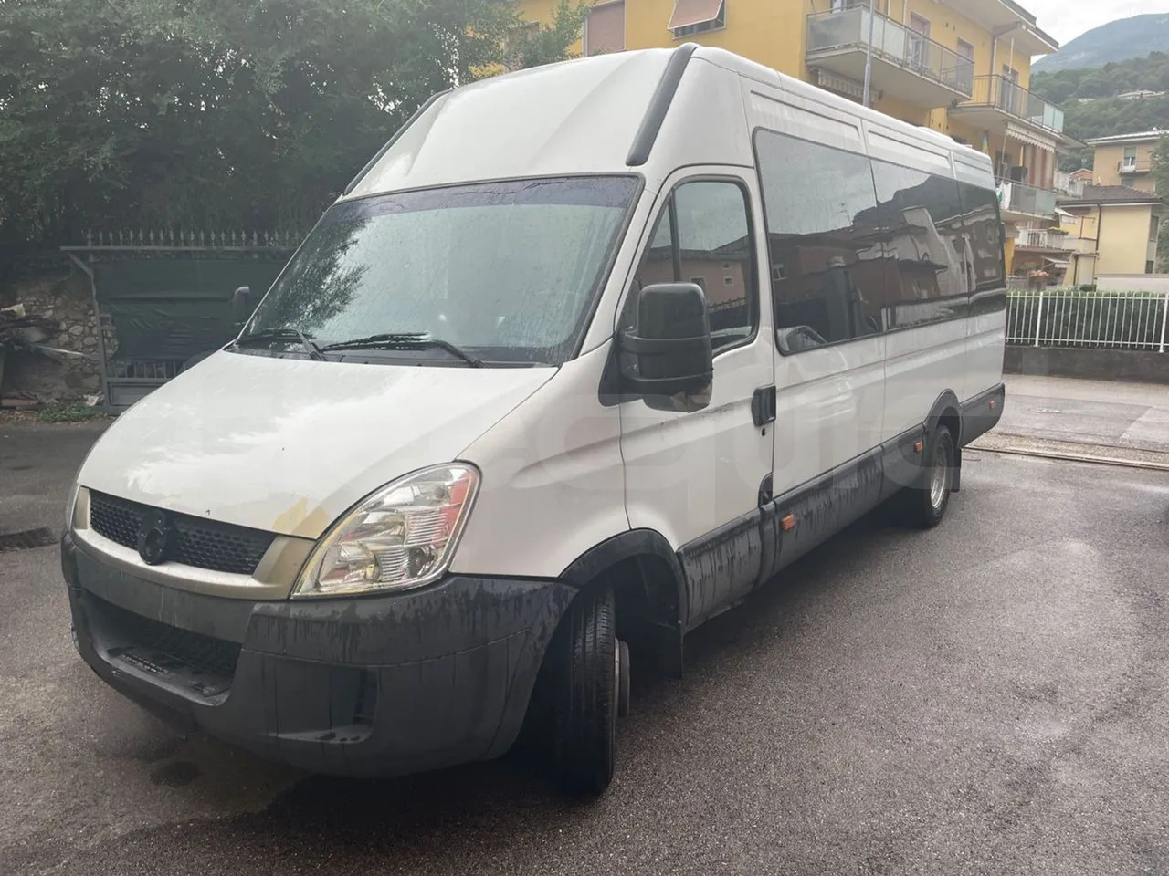 Iveco Daily - Mikroautobuss, Pasažieru furgons: foto 4 Iveco Daily - Mikroautobuss, Pasažieru furgons: foto 4