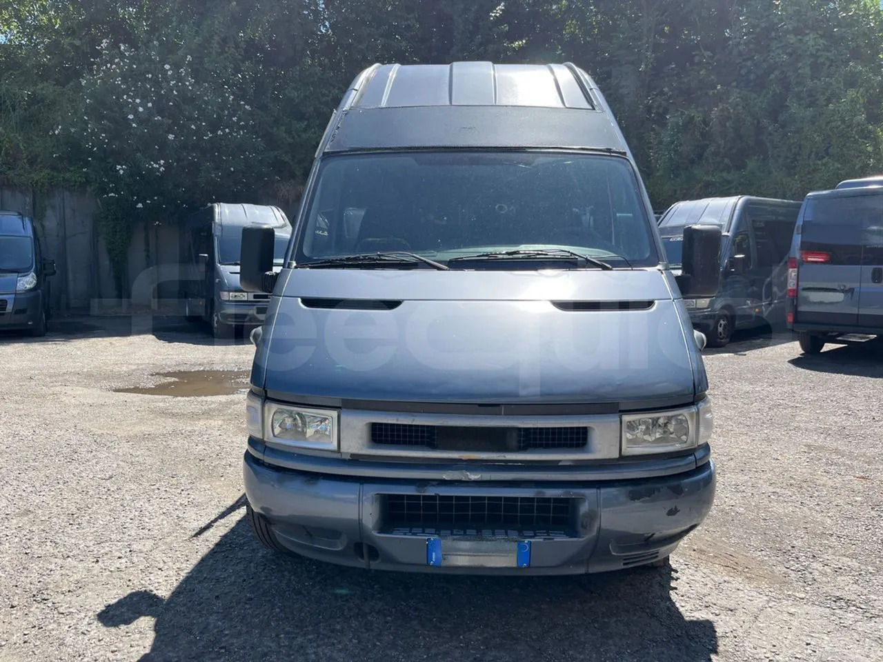 Iveco Daily - Mikroautobuss, Pasažieru furgons: foto 2 Iveco Daily - Mikroautobuss, Pasažieru furgons: foto 2