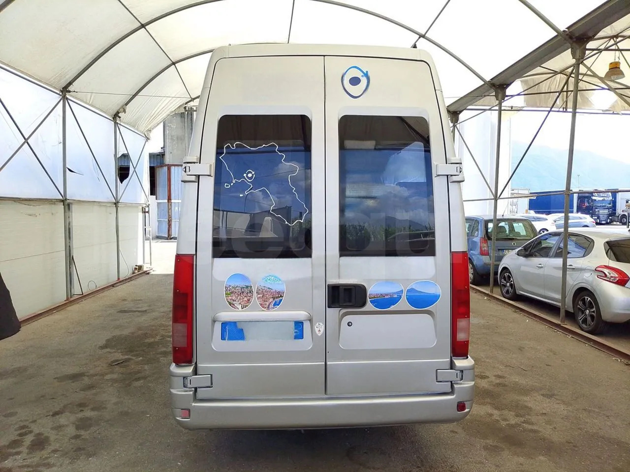 Iveco Daily - Mikroautobuss, Pasažieru furgons: foto 5 Iveco Daily - Mikroautobuss, Pasažieru furgons: foto 5