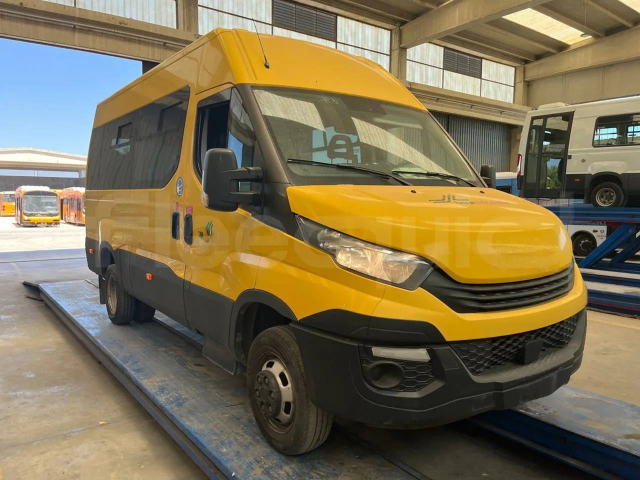 Iveco Daily - Skolas autobuss: foto 1 Iveco Daily - Skolas autobuss: foto 1