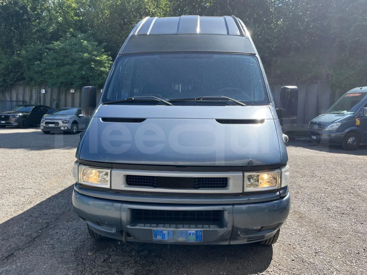 Iveco Daily - Mikroautobuss, Pasažieru furgons: foto 2 Iveco Daily - Mikroautobuss, Pasažieru furgons: foto 2
