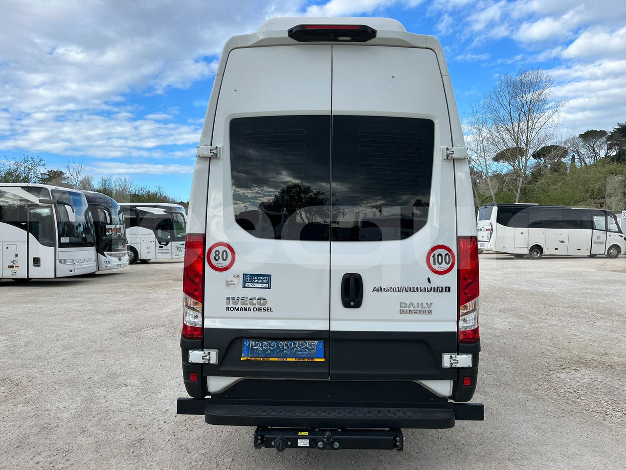 Iveco Daily - Mikroautobuss, Pasažieru furgons: foto 5 Iveco Daily - Mikroautobuss, Pasažieru furgons: foto 5