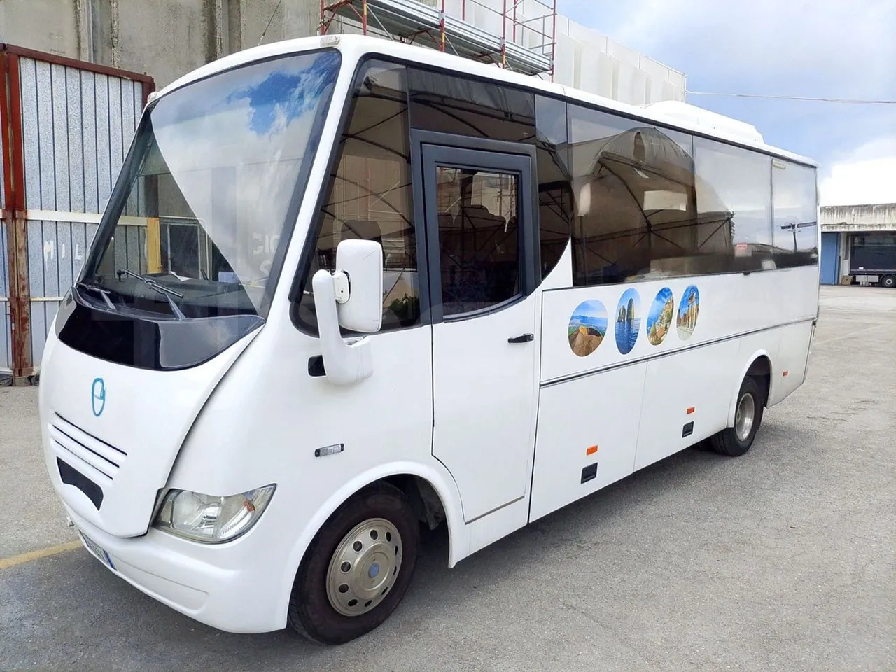 Iveco Eclipse - Starppilsētu autobuss: foto 1 Iveco Eclipse - Starppilsētu autobuss: foto 1