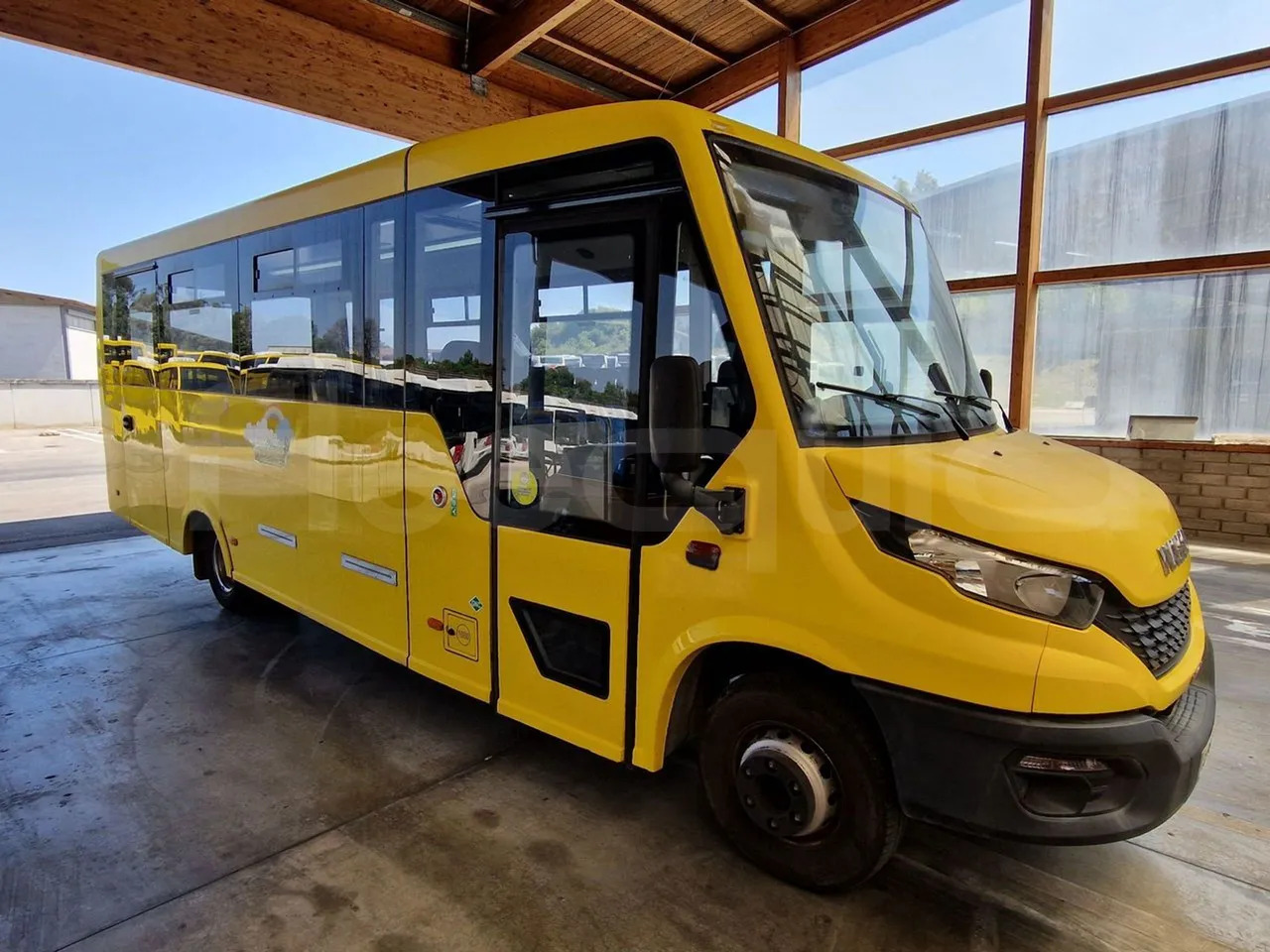 Iveco Indcar - Skolas autobuss: foto 1 Iveco Indcar - Skolas autobuss: foto 1