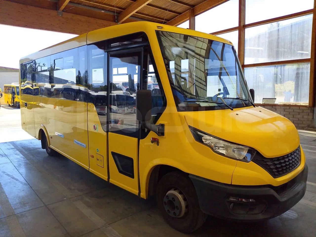 Iveco Indcar - Skolas autobuss: foto 1 Iveco Indcar - Skolas autobuss: foto 1