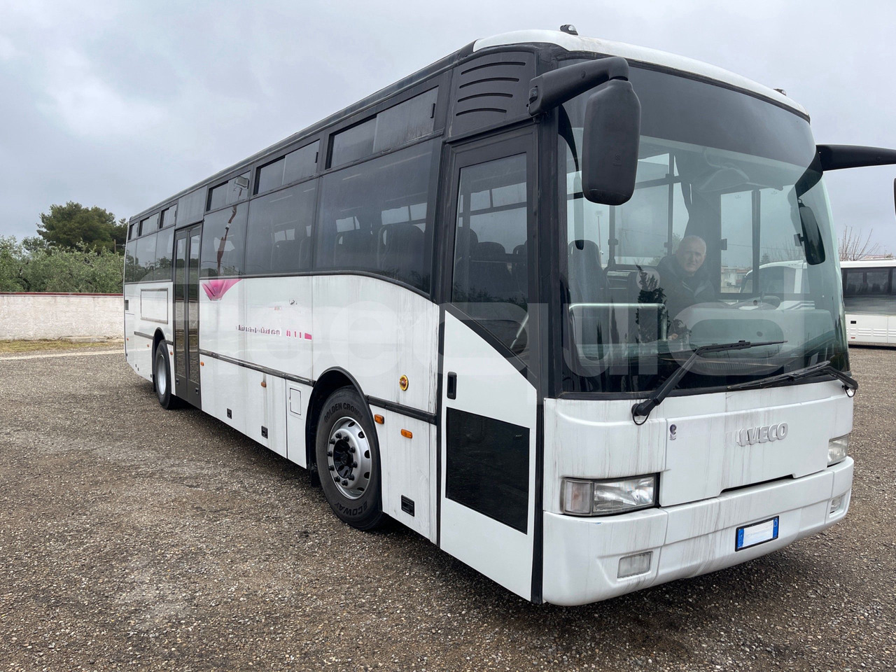 Iveco Irisbus Italia - Piepilsētas autobuss: foto 1 Iveco Irisbus Italia - Piepilsētas autobuss: foto 1