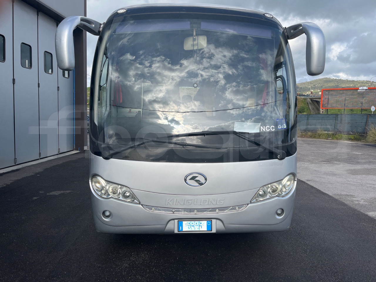 King Long XMQ6900 - Starppilsētu autobuss: foto 2 King Long XMQ6900 - Starppilsētu autobuss: foto 2