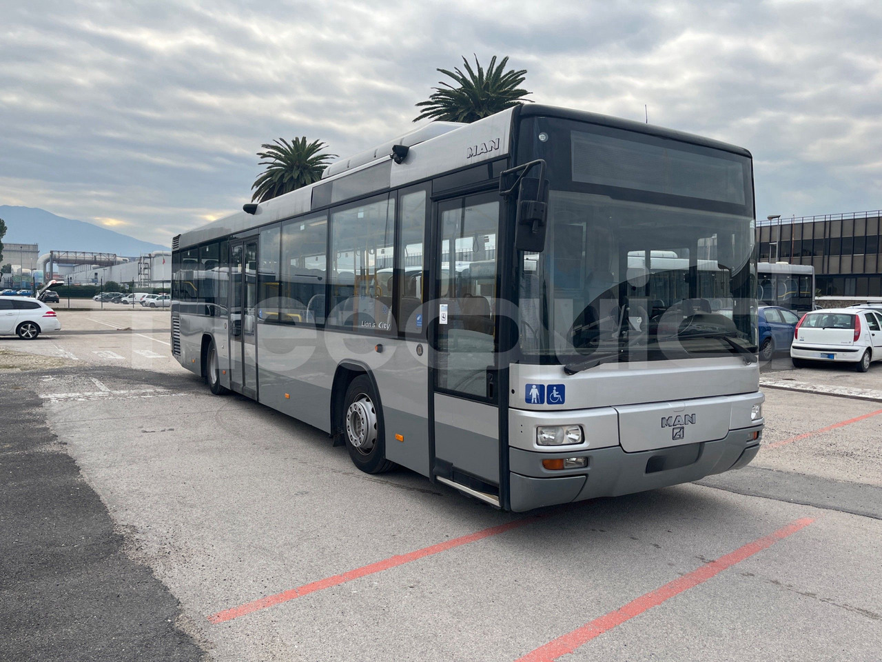Pilsētas autobuss Man Lion's Classic: foto 1
