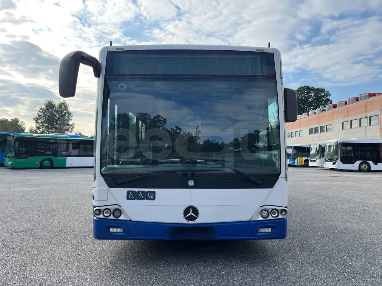 Mercedes-Benz Conecto - Pilsētas autobuss: foto 2 Mercedes-Benz Conecto - Pilsētas autobuss: foto 2