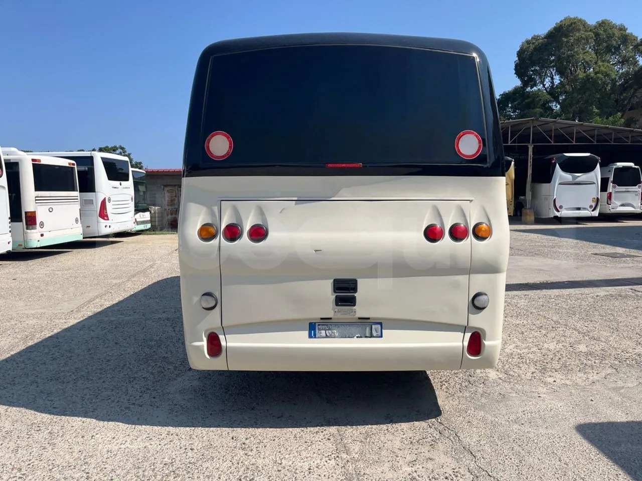 Mercedes-Benz MB 818 S - Starppilsētu autobuss: foto 5 Mercedes-Benz MB 818 S - Starppilsētu autobuss: foto 5