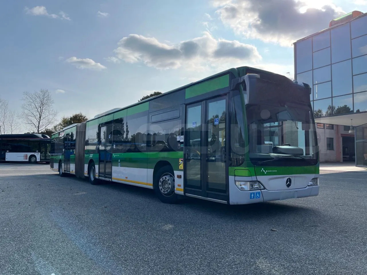 Mercedes-Benz O 530 - Pilsētas autobuss: foto 1 Mercedes-Benz O 530 - Pilsētas autobuss: foto 1