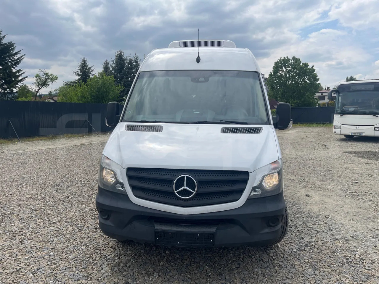 Mercedes-Benz Sprinter - Starppilsētu autobuss: foto 1 Mercedes-Benz Sprinter - Starppilsētu autobuss: foto 1