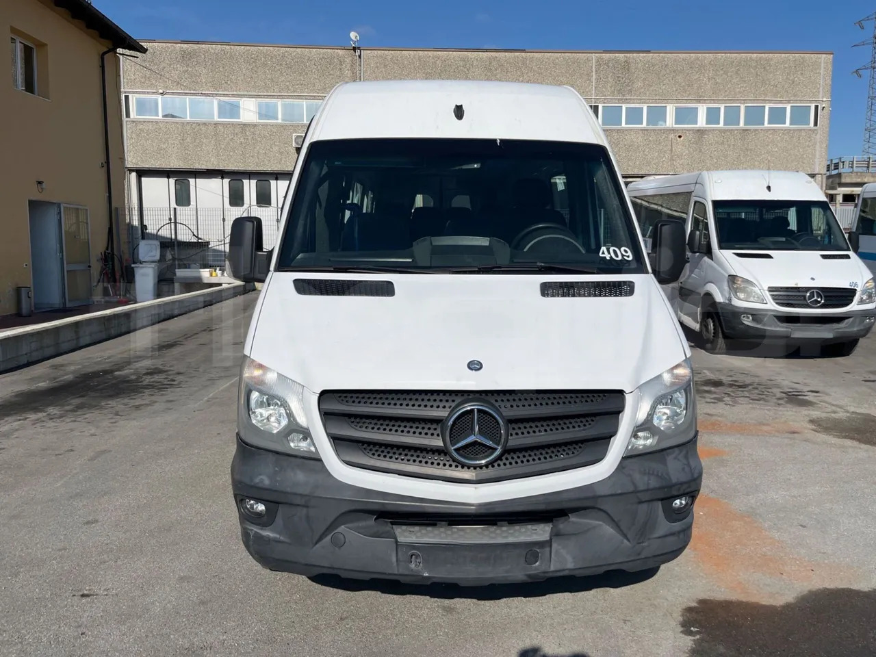 Mercedes-Benz Sprinter - Mikroautobuss, Pasažieru furgons: foto 2 Mercedes-Benz Sprinter - Mikroautobuss, Pasažieru furgons: foto 2