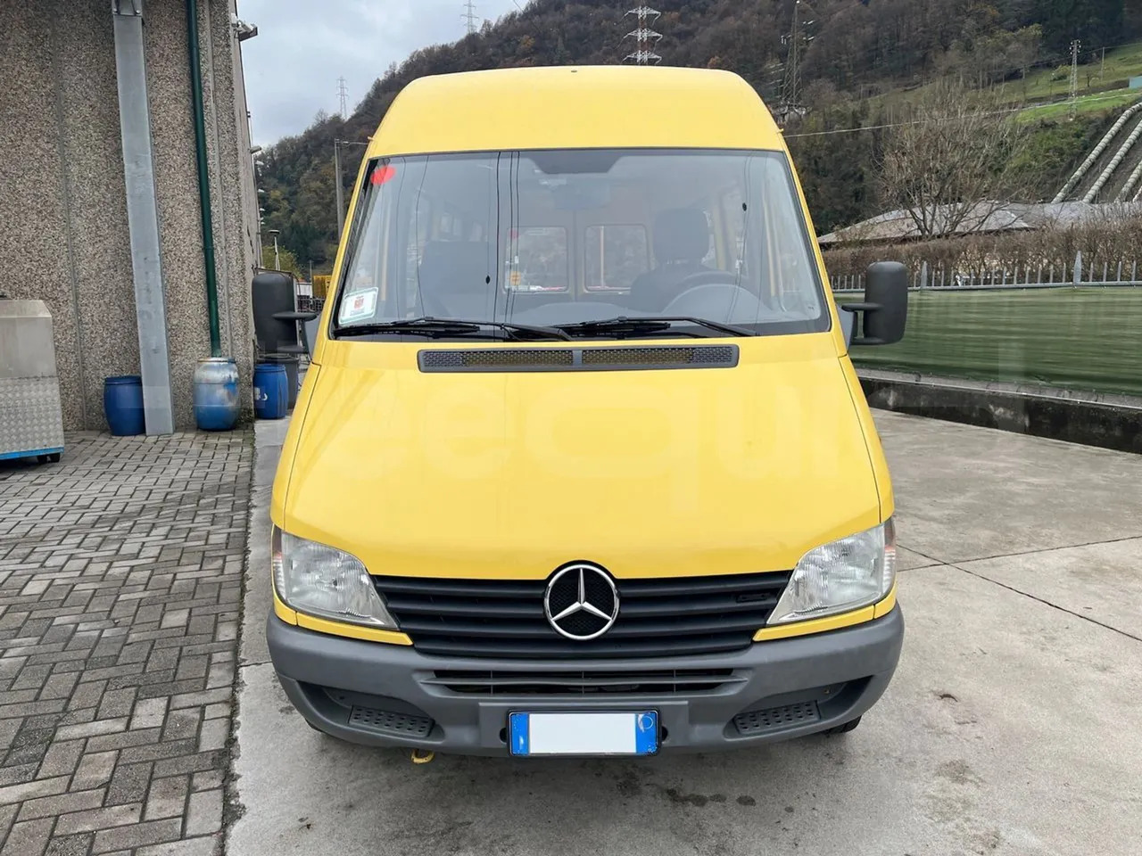 Mercedes-Benz Sprinter - Mikroautobuss, Pasažieru furgons: foto 2 Mercedes-Benz Sprinter - Mikroautobuss, Pasažieru furgons: foto 2