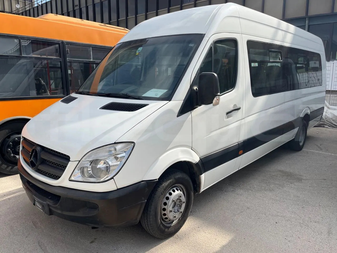 Mercedes-Benz Sprinter - Mikroautobuss, Pasažieru furgons: foto 4 Mercedes-Benz Sprinter - Mikroautobuss, Pasažieru furgons: foto 4