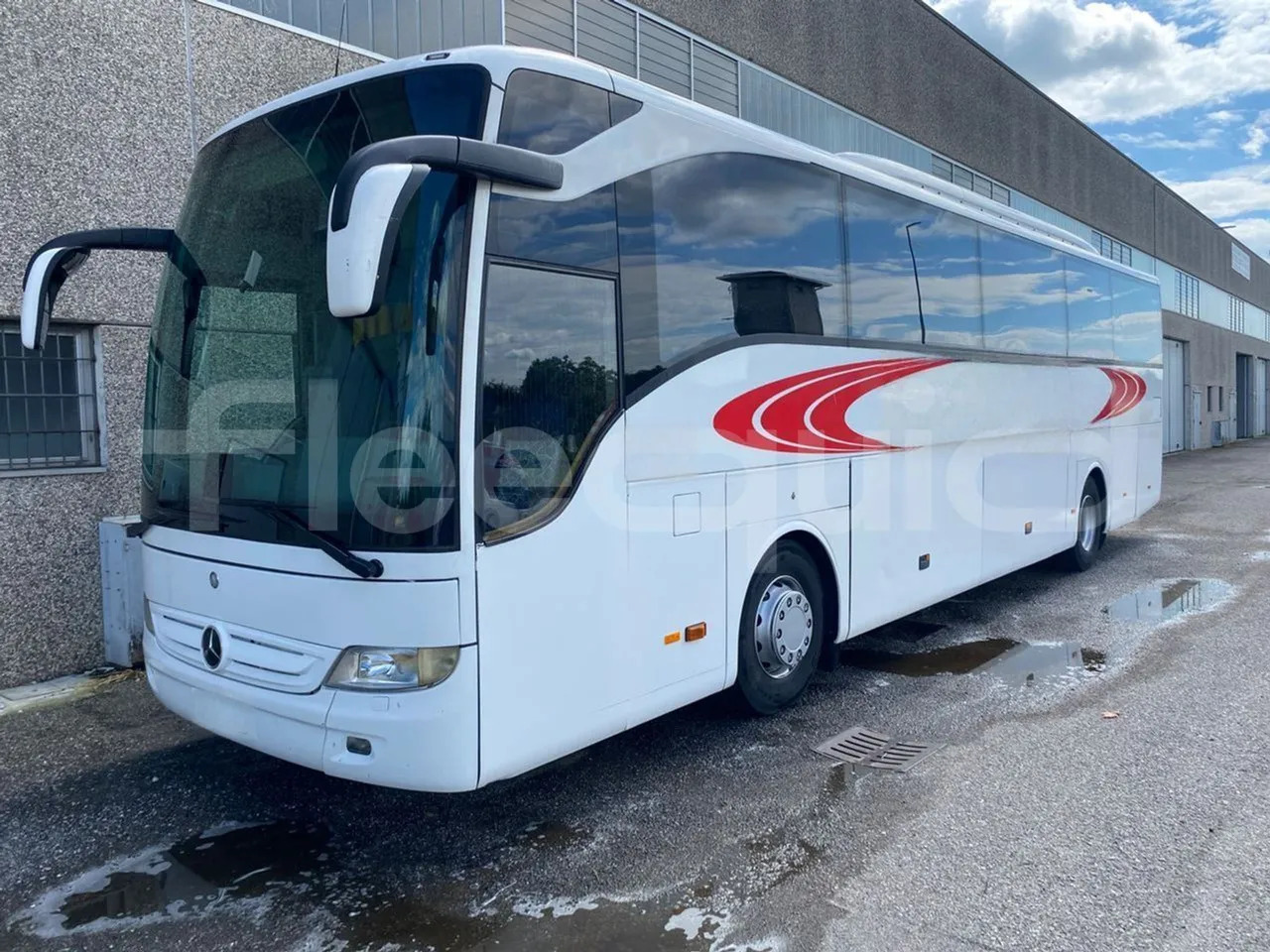 Mercedes-Benz Tourismo - Starppilsētu autobuss: foto 1 Mercedes-Benz Tourismo - Starppilsētu autobuss: foto 1
