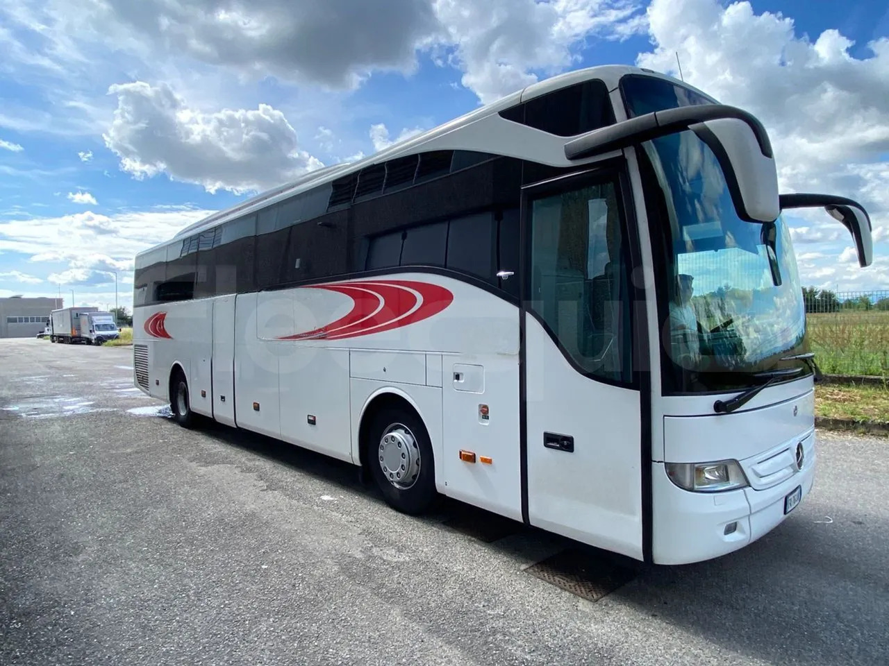 Mercedes-Benz Tourismo - Starppilsētu autobuss: foto 1 Mercedes-Benz Tourismo - Starppilsētu autobuss: foto 1