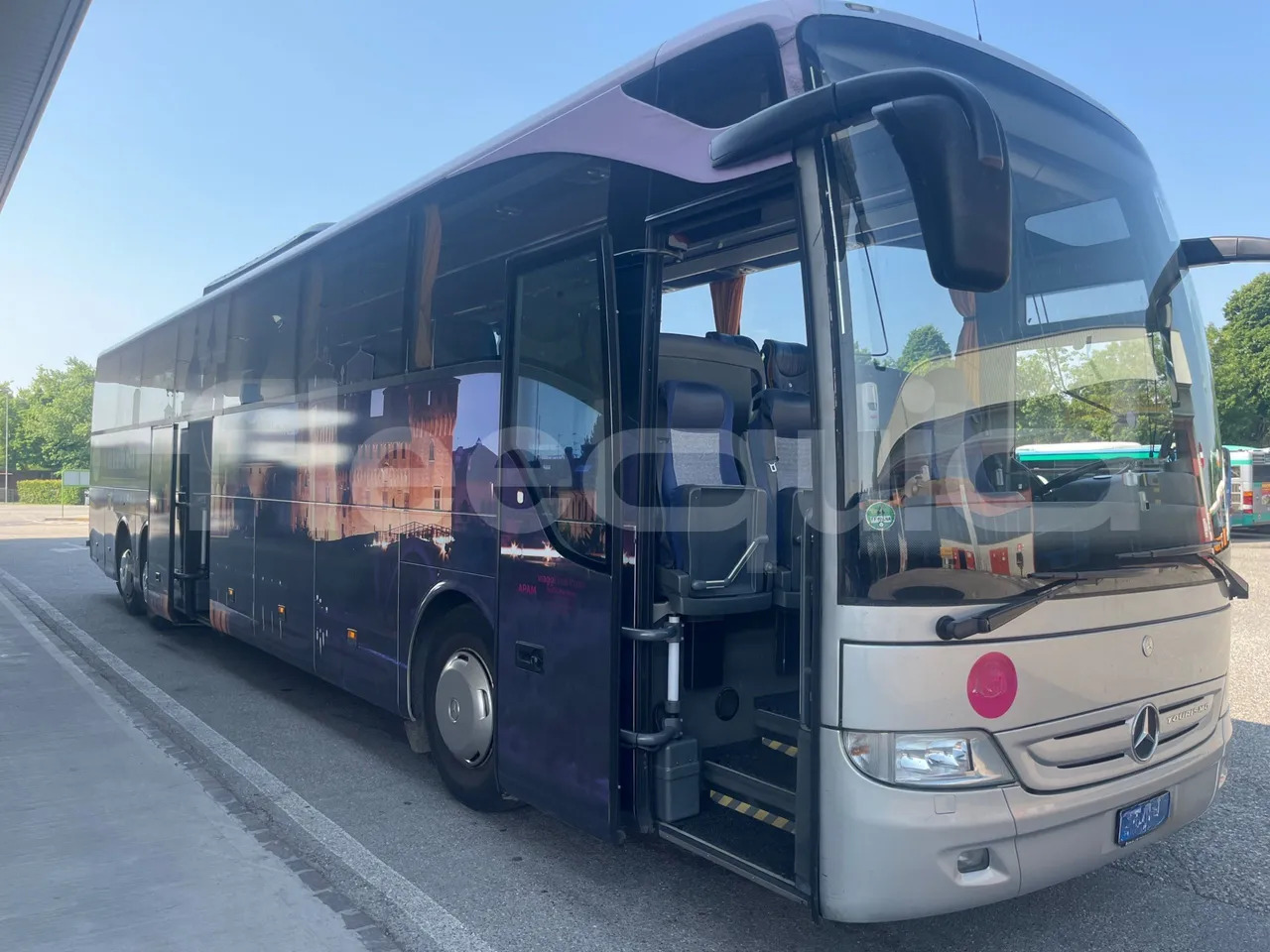 Mercedes-Benz Tourismo - Starppilsētu autobuss: foto 1 Mercedes-Benz Tourismo - Starppilsētu autobuss: foto 1