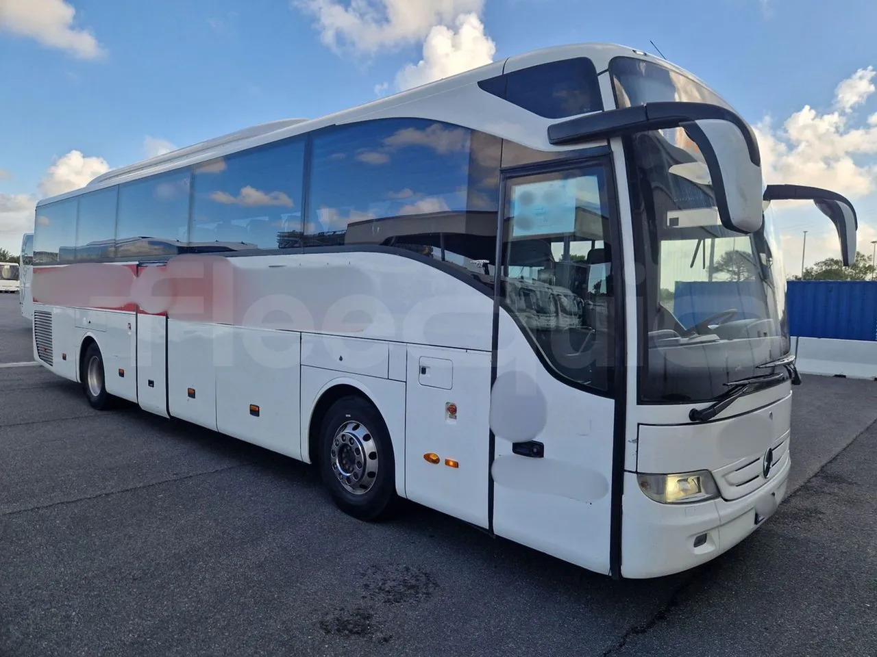 Mercedes-Benz Tourismo - Starppilsētu autobuss: foto 1 Mercedes-Benz Tourismo - Starppilsētu autobuss: foto 1