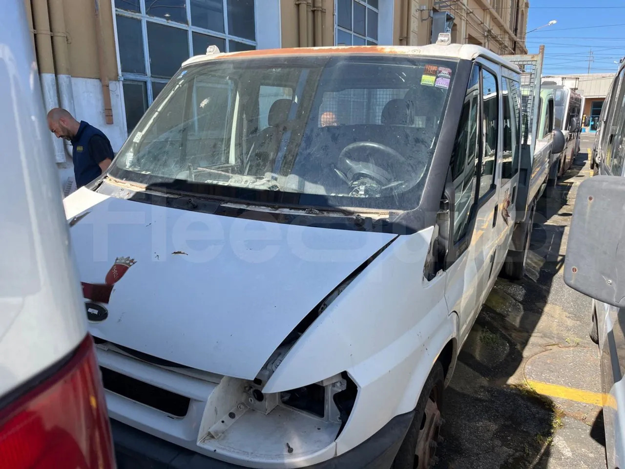 N. 4 Ford Transit - Mikroautobuss, Pasažieru furgons: foto 2 N. 4 Ford Transit - Mikroautobuss, Pasažieru furgons: foto 2