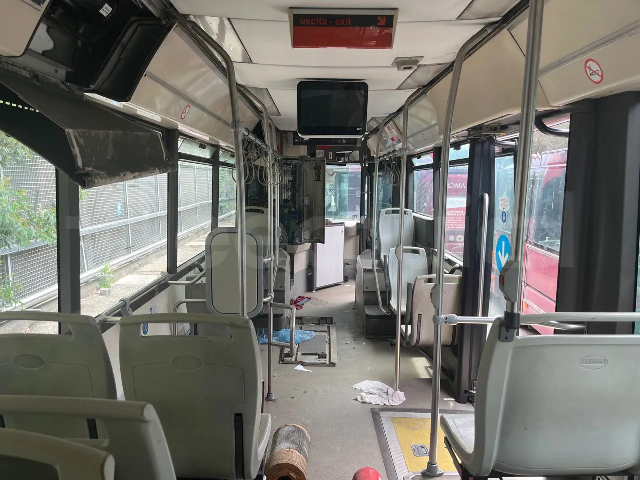 Pilsētas autobuss N. 6 Iveco Citelis: foto 16