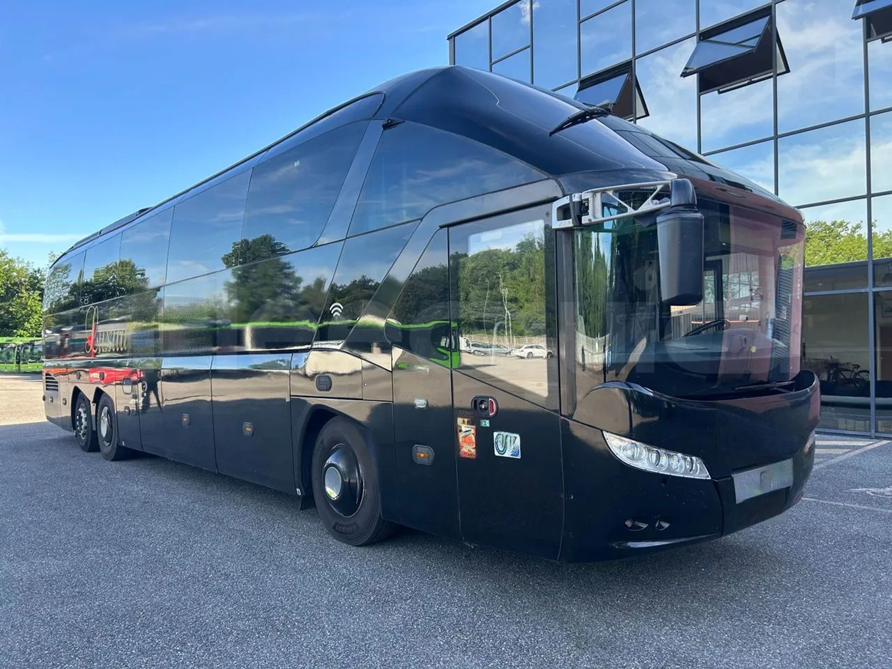 Neoplan Starliner - Starppilsētu autobuss: foto 1 Neoplan Starliner - Starppilsētu autobuss: foto 1