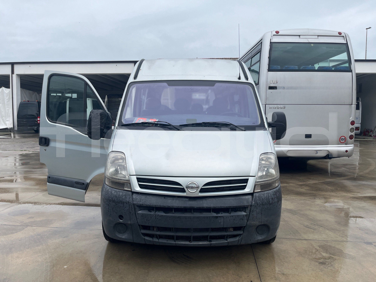 Nissan Interstar - Mikroautobuss, Pasažieru furgons: foto 2 Nissan Interstar - Mikroautobuss, Pasažieru furgons: foto 2