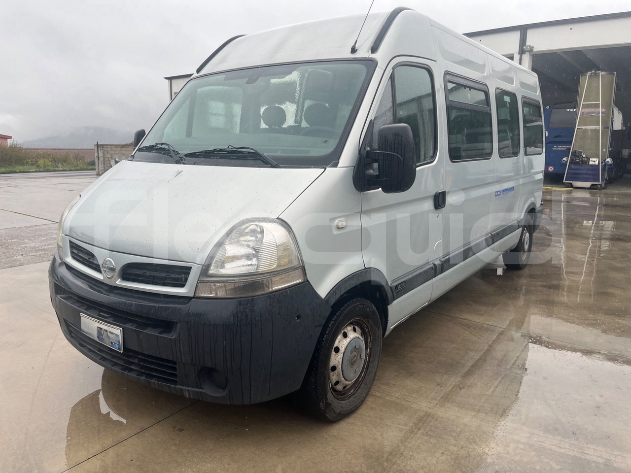 Nissan Interstar - Mikroautobuss, Pasažieru furgons: foto 3 Nissan Interstar - Mikroautobuss, Pasažieru furgons: foto 3