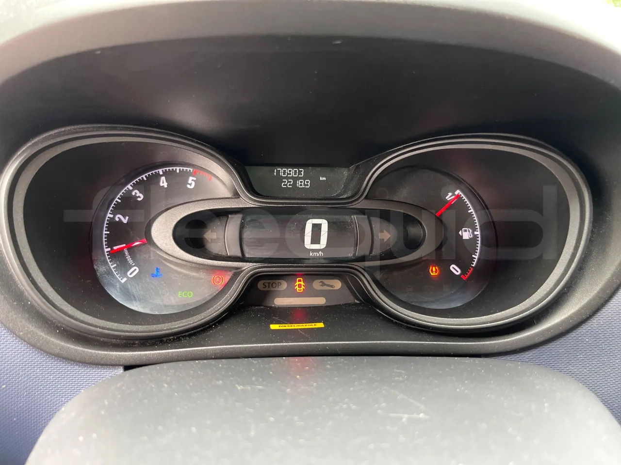 Opel Vivaro - B - Mikroautobuss, Pasažieru furgons: foto 3 Opel Vivaro - B - Mikroautobuss, Pasažieru furgons: foto 3
