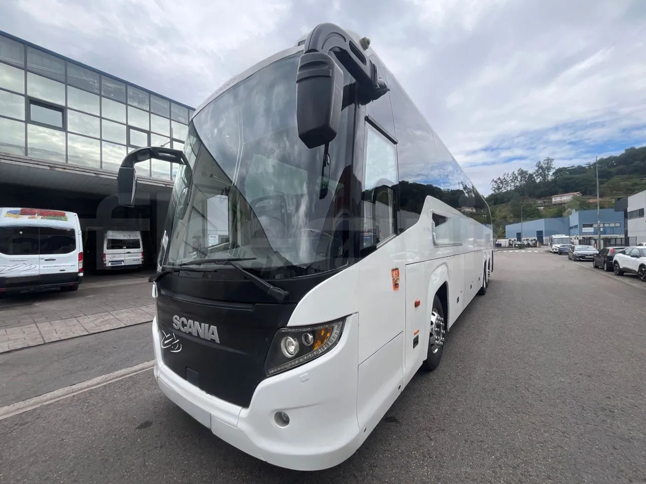 Scania Touring HD - Starppilsētu autobuss: foto 4 Scania Touring HD - Starppilsētu autobuss: foto 4