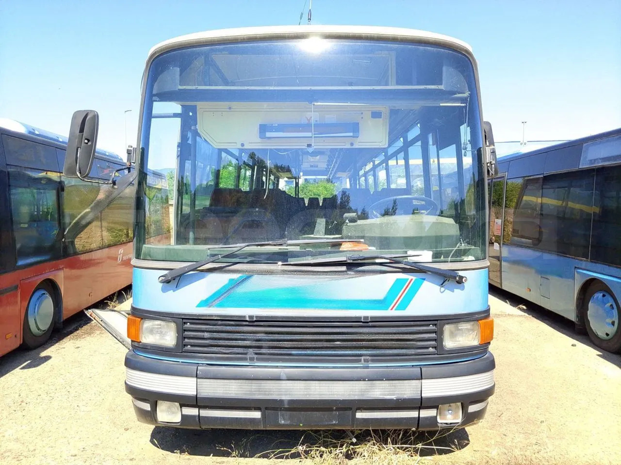 Setra S215 - Pilsētas autobuss: foto 1 Setra S215 - Pilsētas autobuss: foto 1
