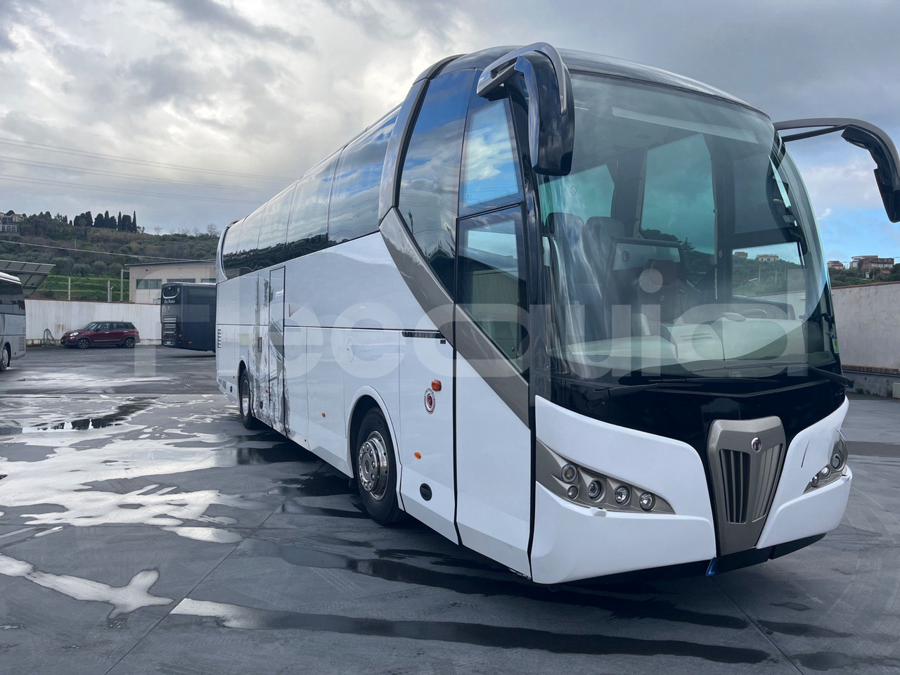 VDL Noge DE40MS - Starppilsētu autobuss: foto 1 VDL Noge DE40MS - Starppilsētu autobuss: foto 1