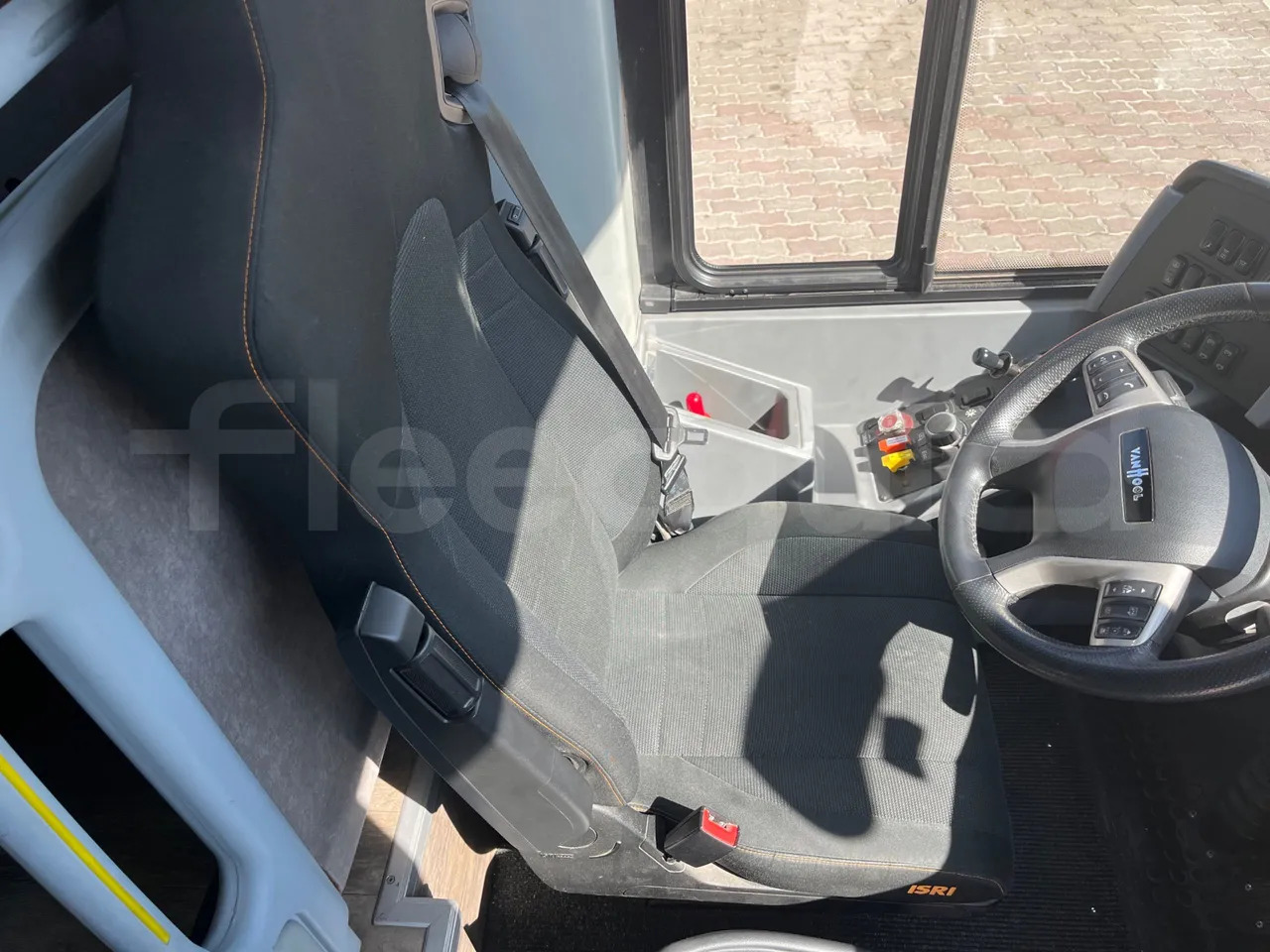 Starppilsētu autobuss Van Hool EX16 MID: foto 19